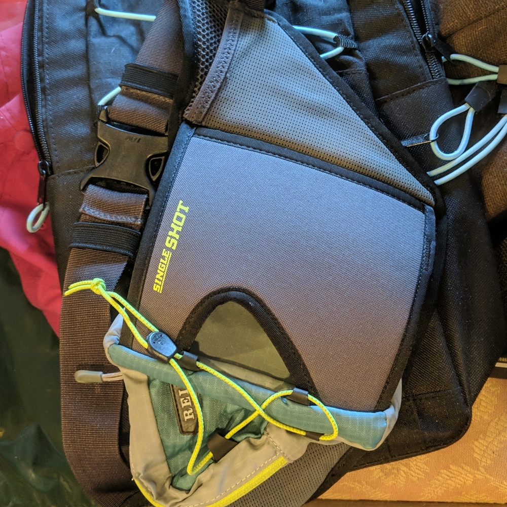REI Single Shot Hiking Belt - Picture 3 of 4